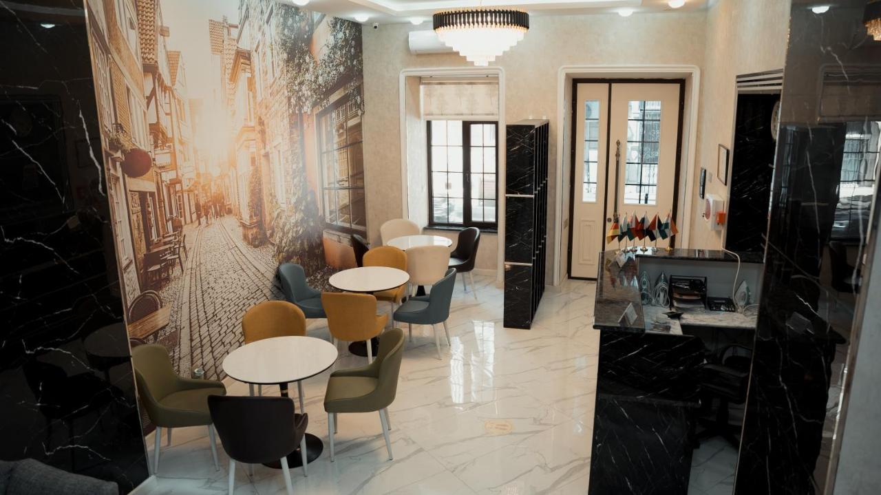 Dionis Baku Hotel Luaran gambar
