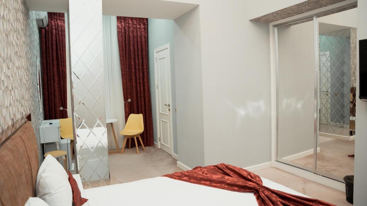 Dionis Baku Hotel Luaran gambar