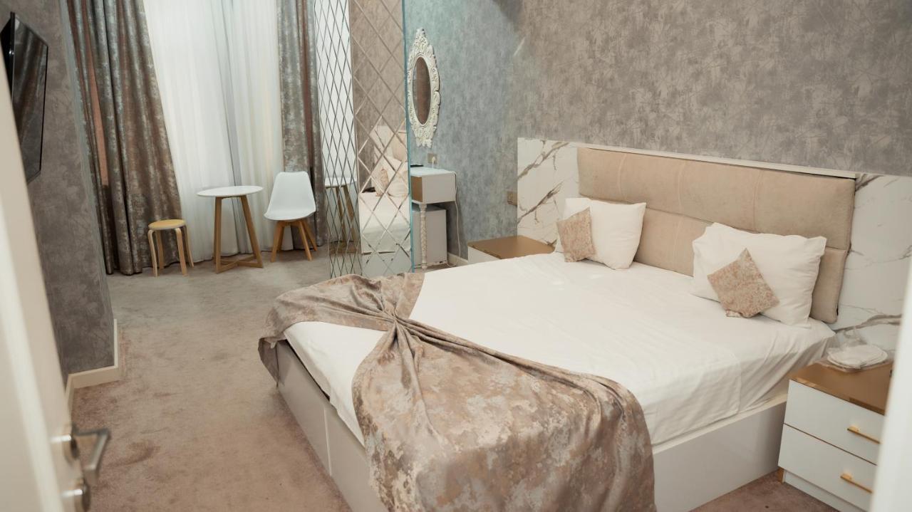 Dionis Baku Hotel Luaran gambar