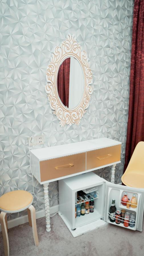 Dionis Baku Hotel Luaran gambar